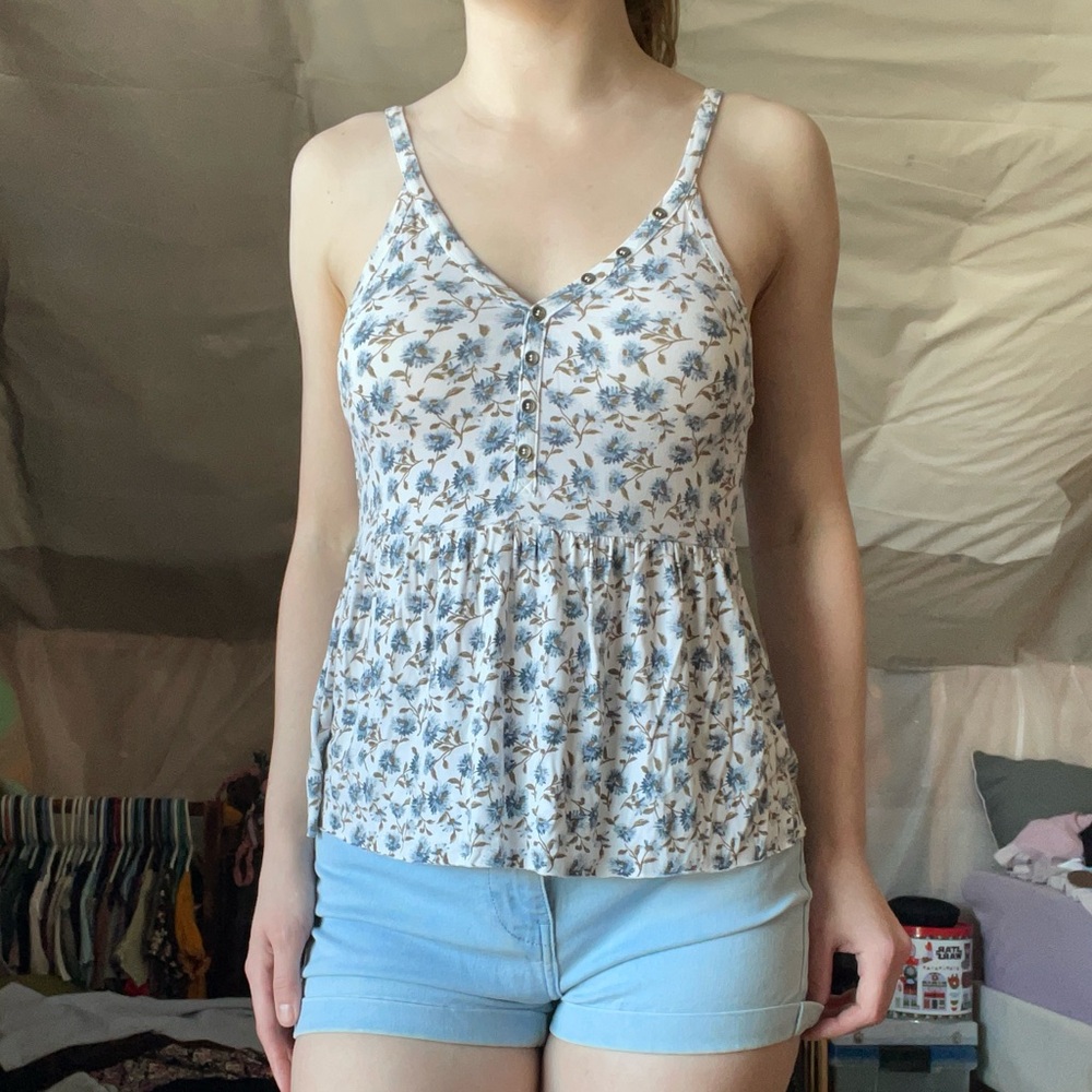 🦋 Floral Tank Top, Soft & Sexy American Eagle, Flowy, V-Neck, Summer, XS